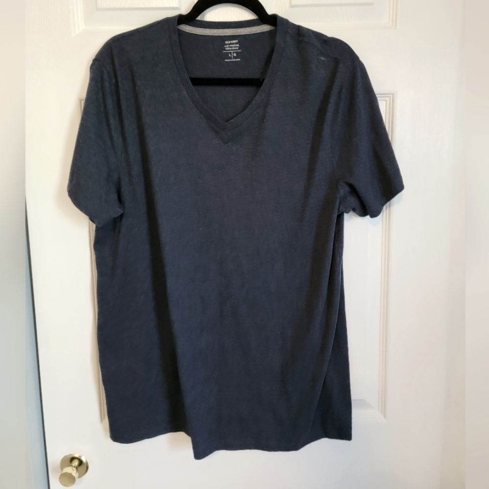 Old Navy Soft Wash Large V-Neck